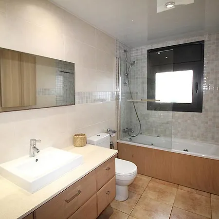 Casa Con Piscina Privada En Masos De * Pals